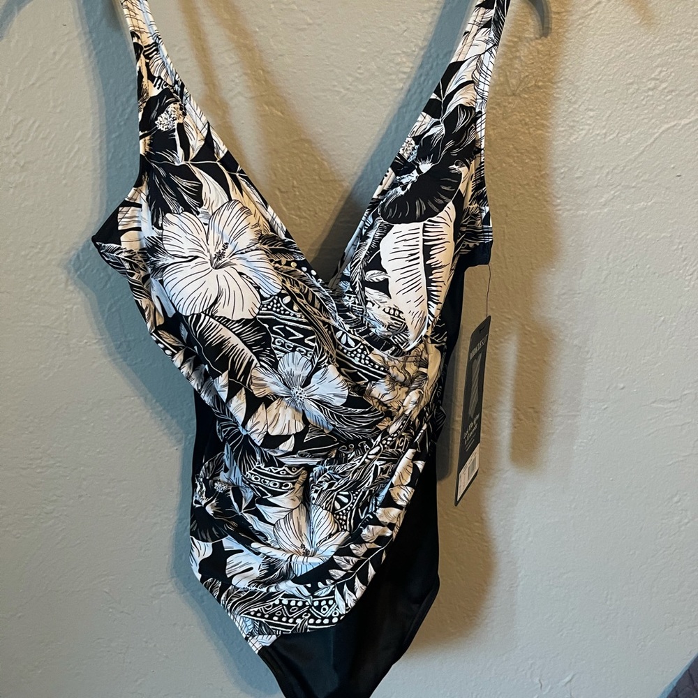 Miraclesuit Swimsuit, Sz 12, NWT